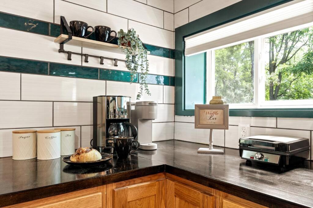 The Modern Forge Ny, Honeoye Lake 외부 사진