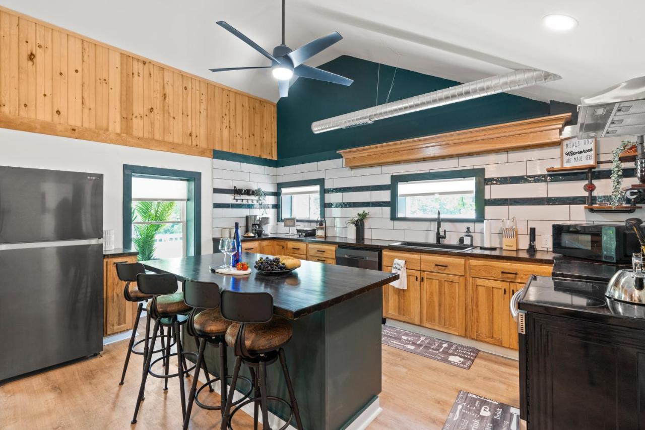 The Modern Forge Ny, Honeoye Lake 외부 사진